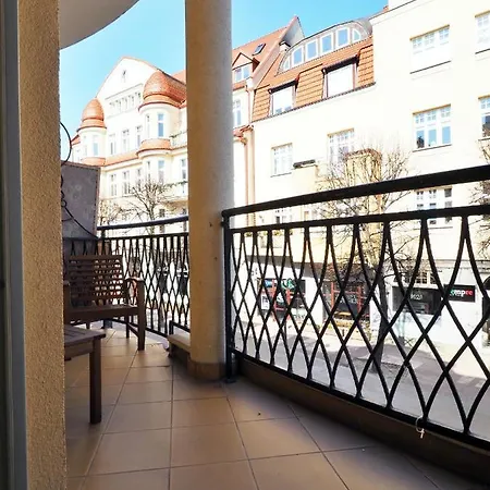 Monte Cassino, 3 Gracje, Balkon